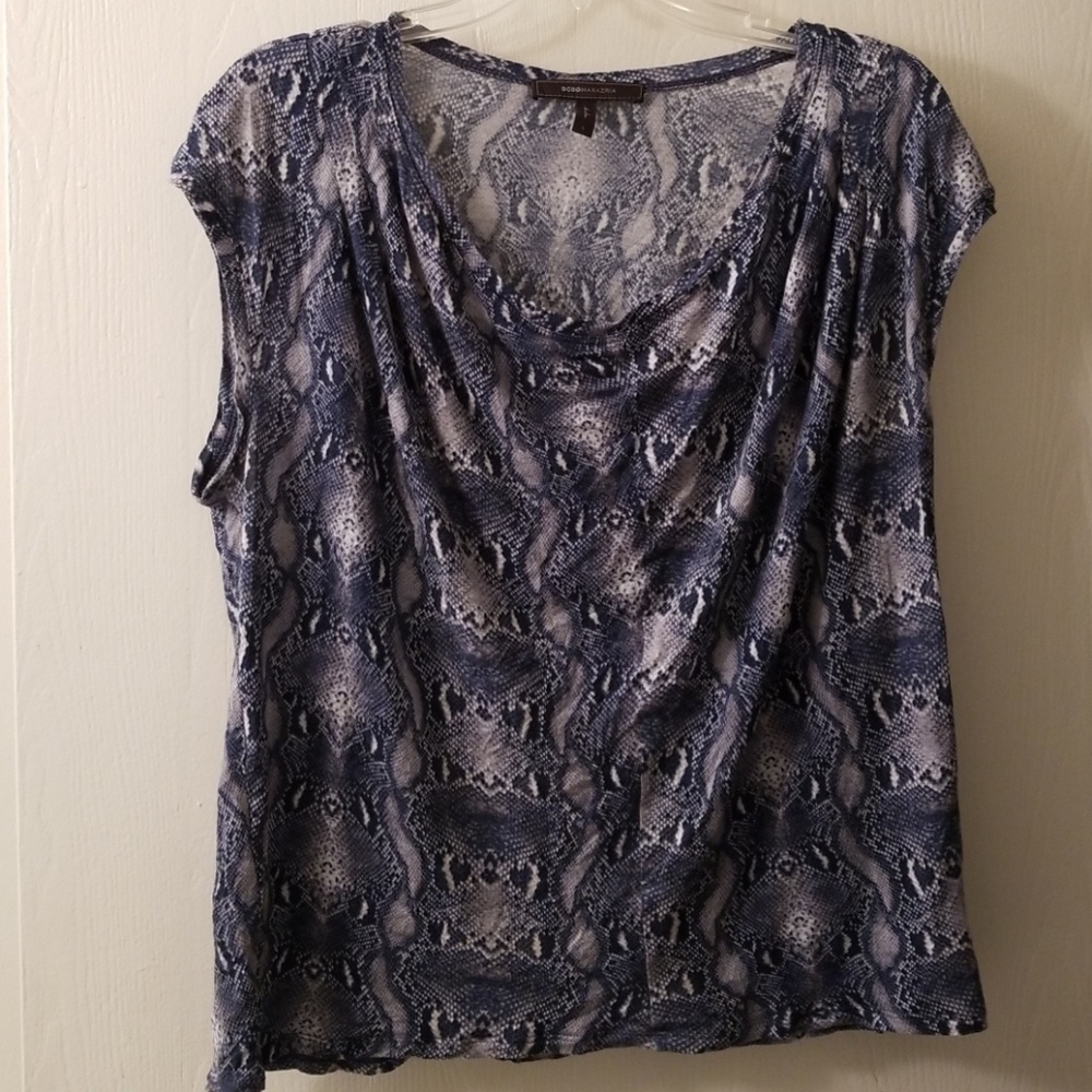 BCBG blue/grey snakeskin print top